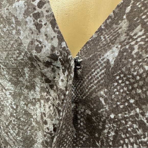 Skies Are Blue Snakeskin Print Wrap Style Long Sleeve Lightweight Blouse Medium - Picture 5 of 10